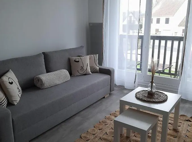 Apartmán T2 Avec Balcon Refait A Neuf